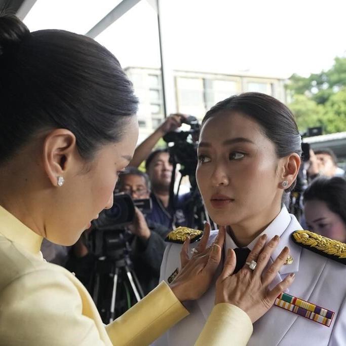 Paetongtarn Shinawatra becomes Thai prime minister after royal signoff